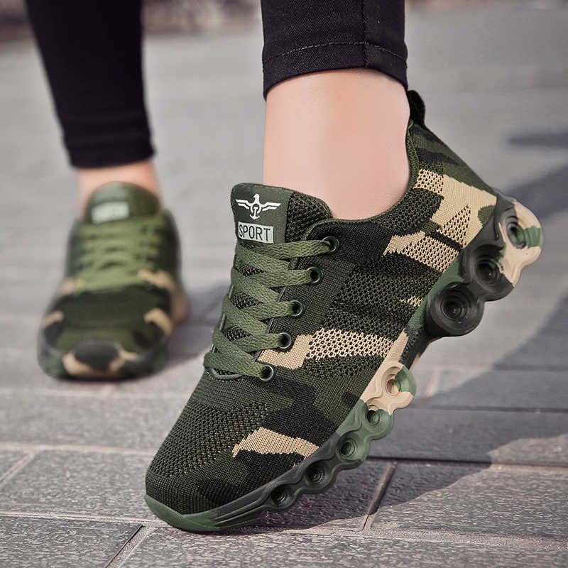 Scarpe da tennis bianche da uo - Outdoor Sport News recensione e prezzo